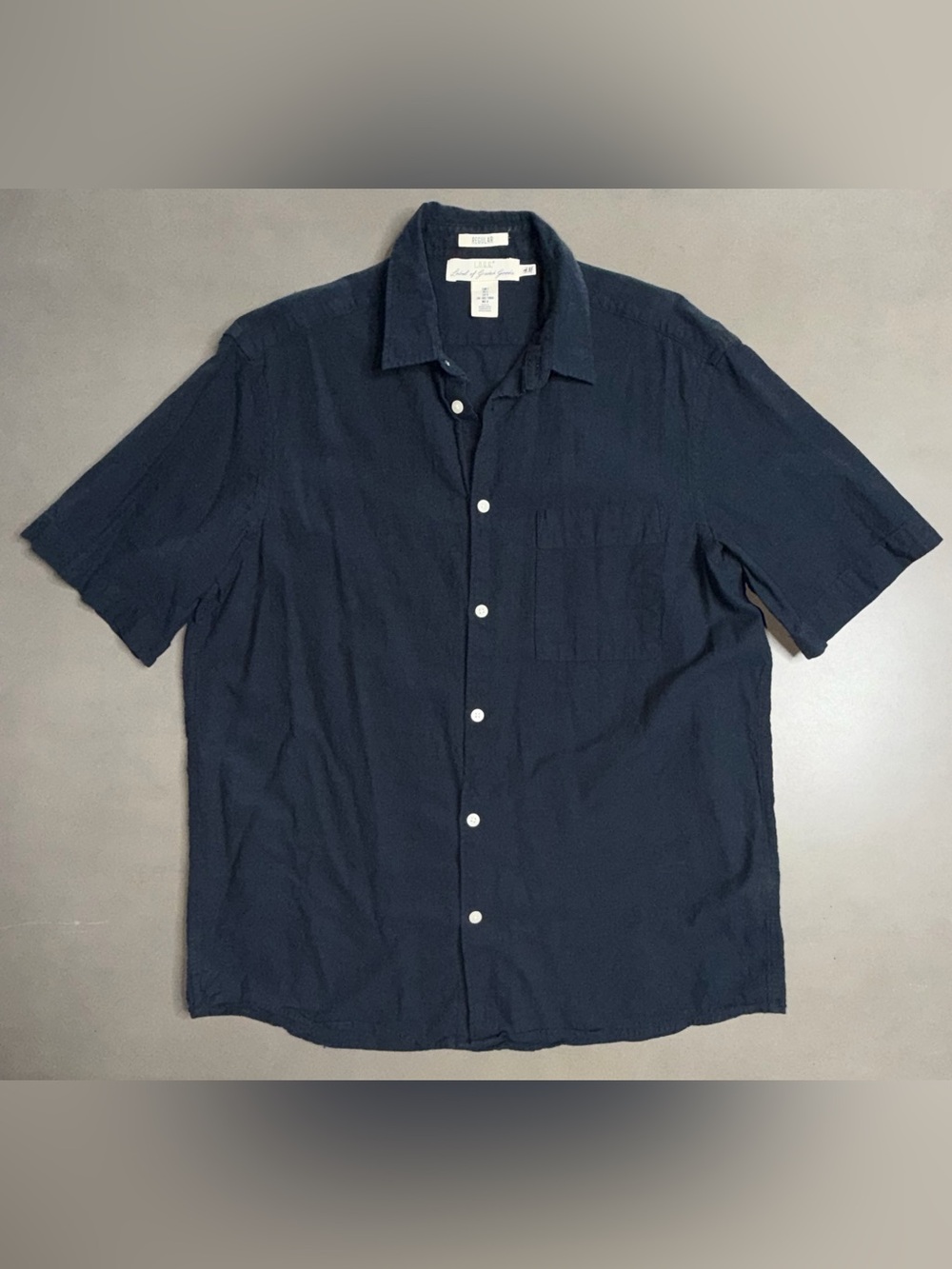H&M L.O.G.G. Navy Blue Short Sleeve Button-front Linen Shirt - L